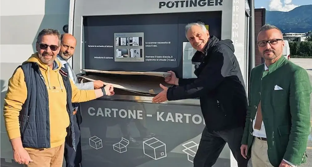 Merano, installata una pressa per migliorare la raccolta del cartone