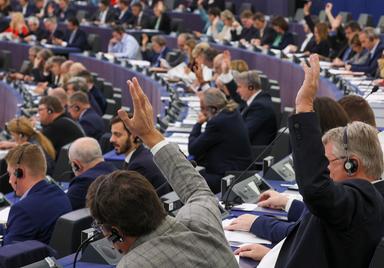 Intesa tra Ppe, socialisti e liberali su auto e Industrial Accelerator Act