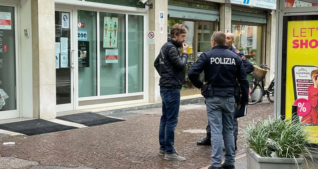 Spari in via Sassari, arrestato un bolzanino di 55 anni