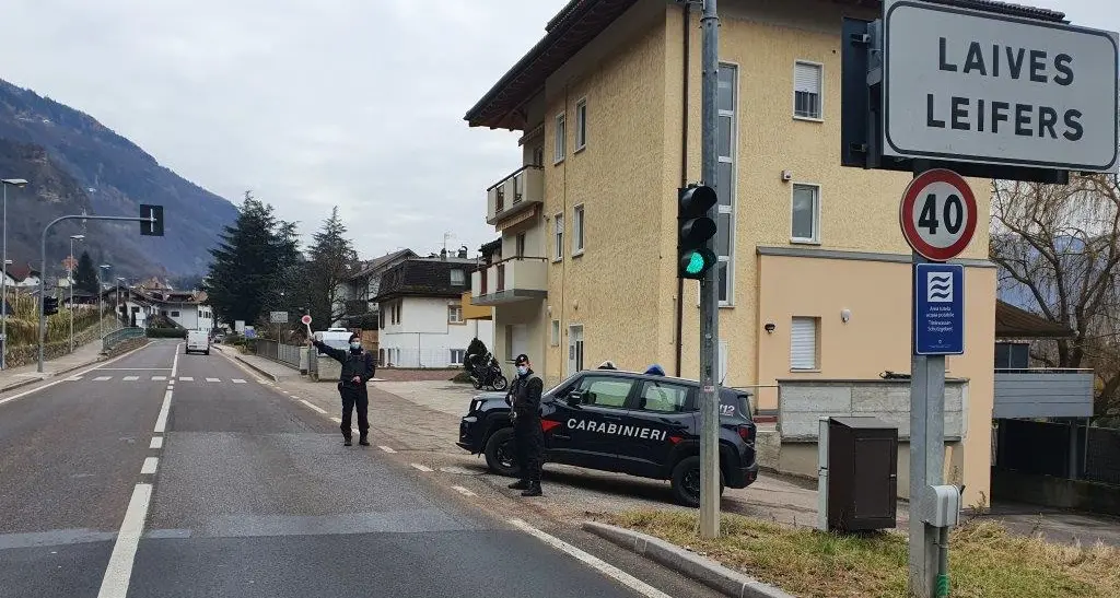 Spaccano lo speed-check a Laives: sette ragazzi denunciati