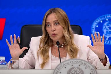 Meloni, spiace per il deficit, non so se l'Istat sottostima il governo o gli italiani