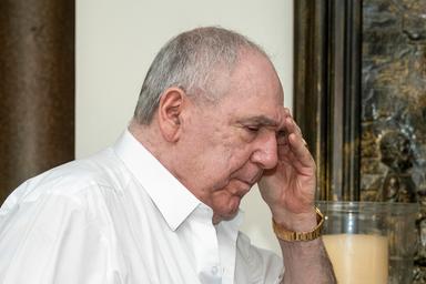 Ecuador, ex presidente Bucaram condannato a 9 anni e 4 mesi