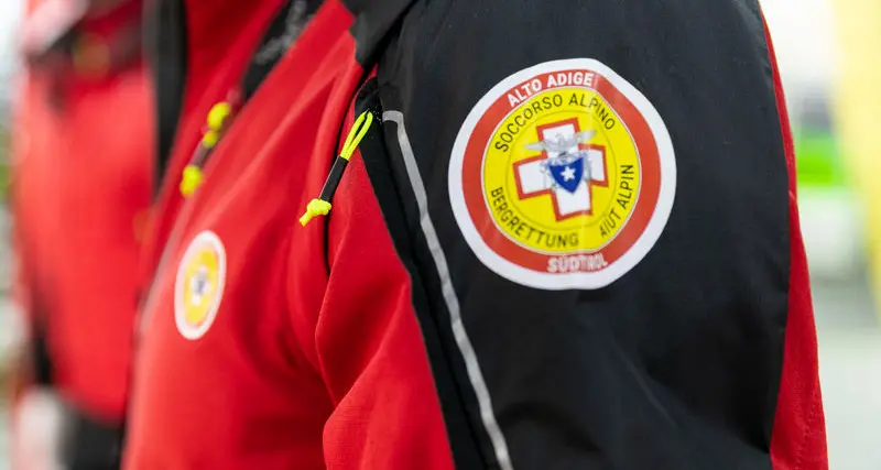 Seggiovia si blocca per il troppo vento in valle Aurina
