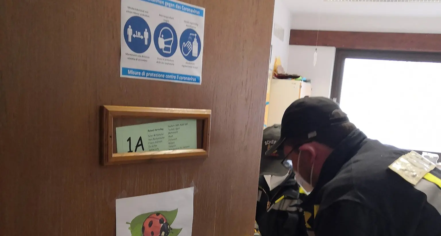 Scena, intera classe bloccata in aula, arrivano i vigili del fuoco