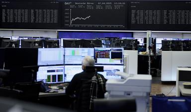 Borsa: l'Europa in avvio è debole, lente sull'Ia e sulla guerra
