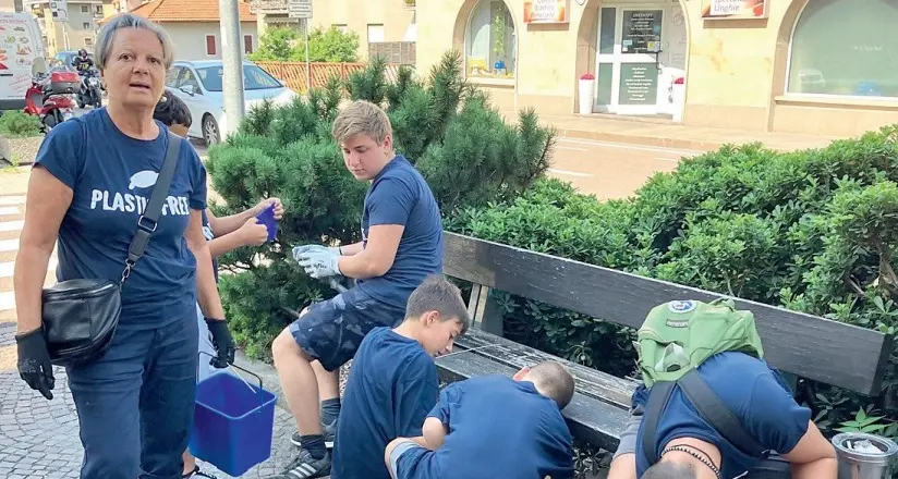 Laives, in consiglio bagarre sul fumo: bocciate le aree “smoke free”