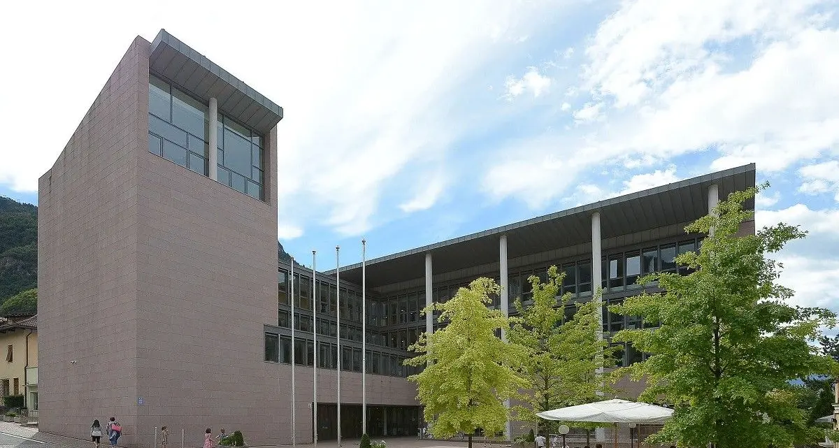Laives, municipio senza pace: il sindaco avvia verifiche sui dirigenti