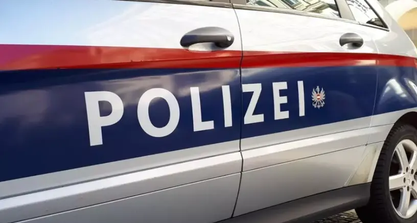 Travolto da un camion mentre va a scuola: in Tirolo morto un bimbo di 7 anni