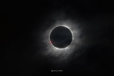 L'eclissi di Sole regina degli streaming, da Youtube a Netflix VIDEO