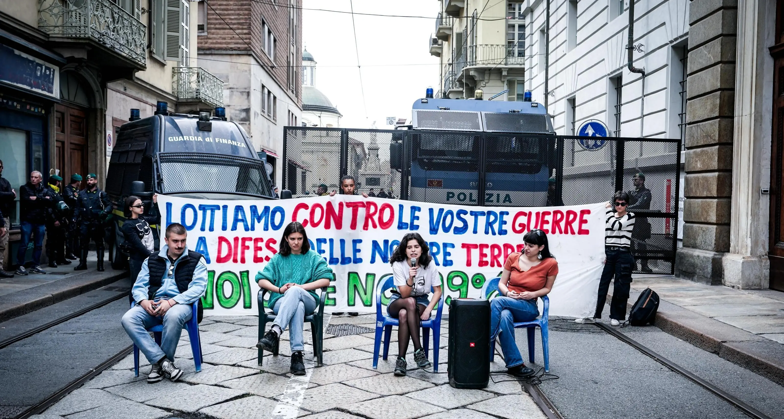 G7: corteo di Torino, 'in piazza c'erano gli studenti'