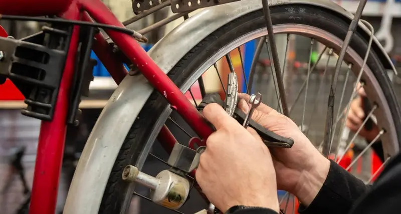 L’officina mobile riparazione bici torna in 14 Comuni altoatesini