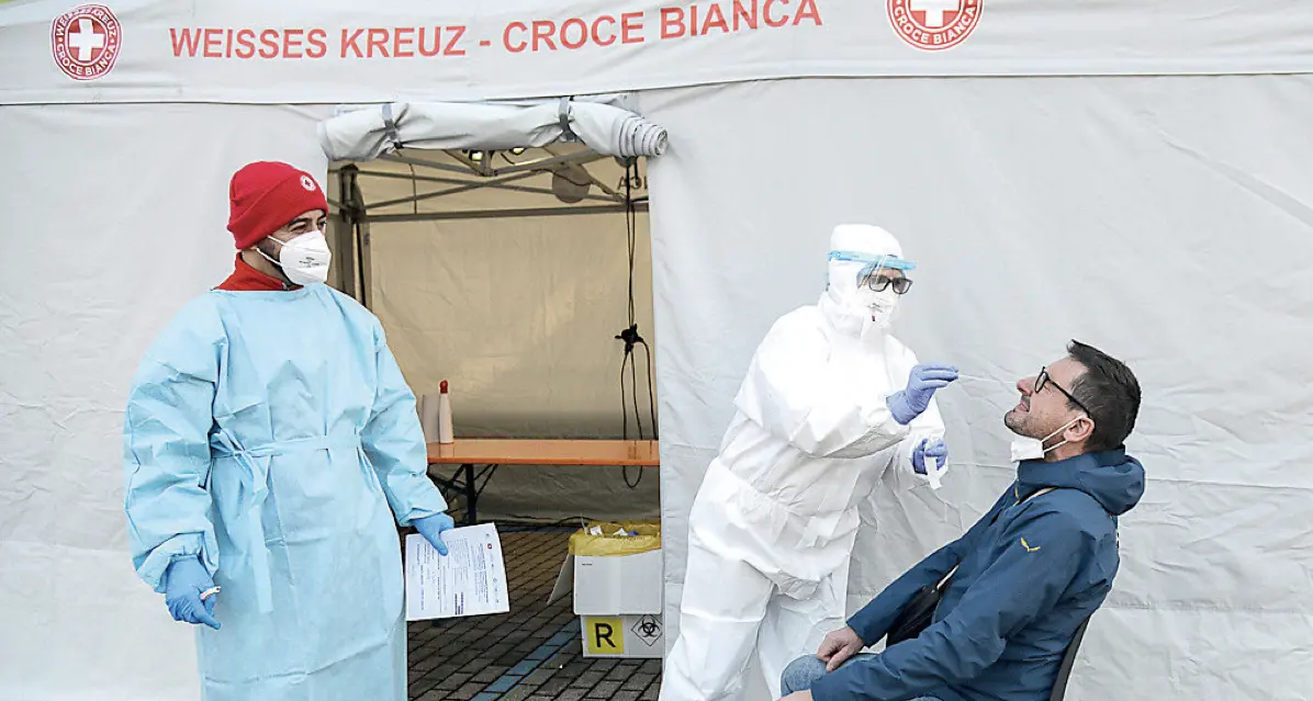 In Fiera il Drive-in per le aziende Testati ogni giorno 250 dipendenti