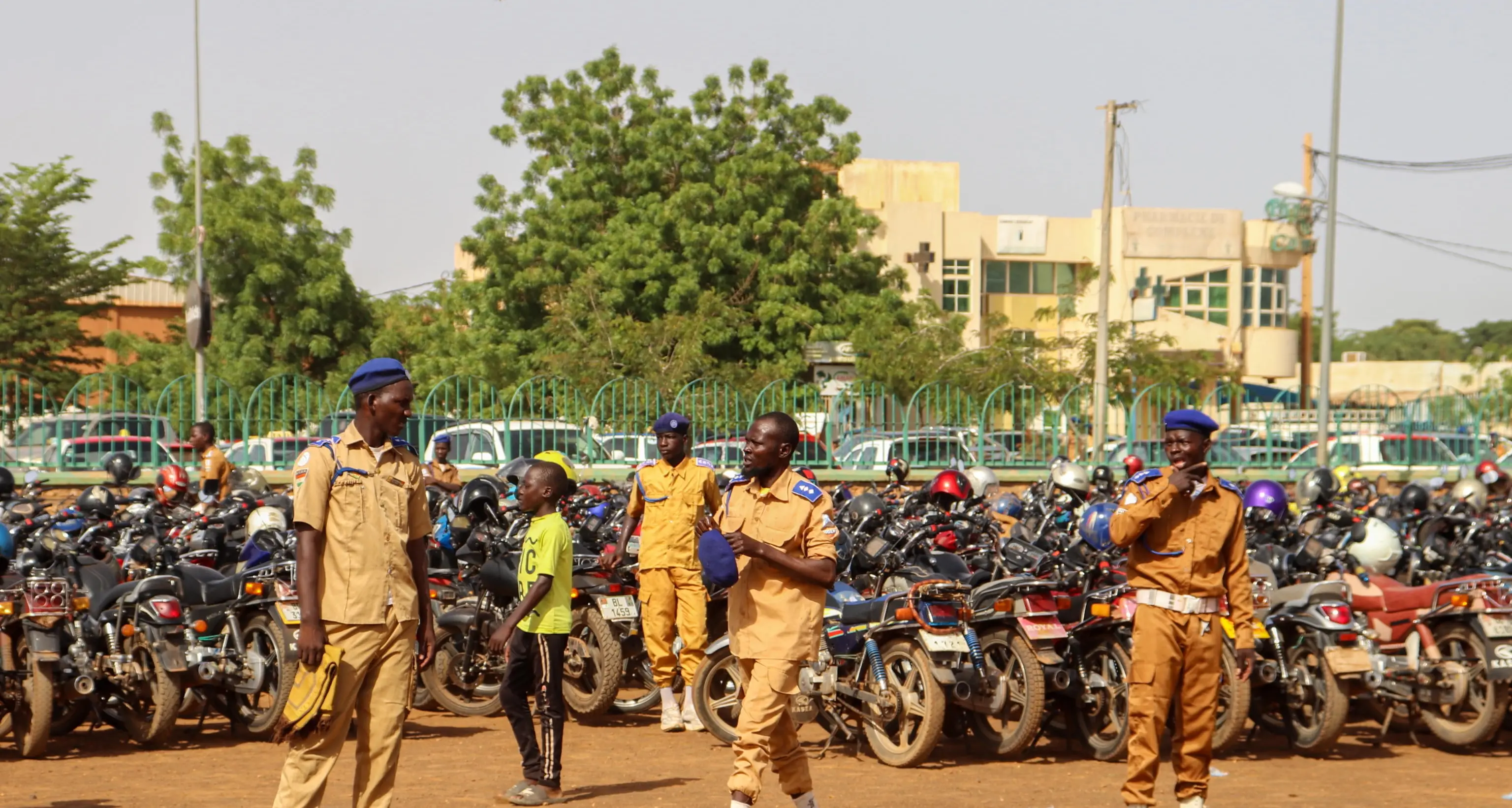 Niger: ronde spontanee di vigilanti a Niamey