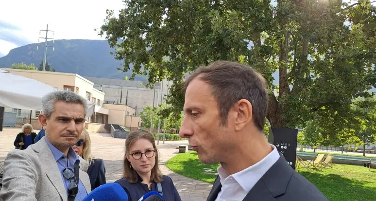 Fedriga a Bolzano: “Il Cpr noi lo abbiamo e non ha impatto sul territorio”