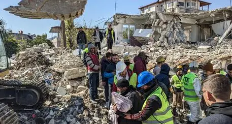 Terremoto, Bolzano sostiene le associazioni di aiuto