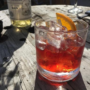 Spirits, settore cresce con traino degli aperitivi alcolici. Bene Gin e sodati