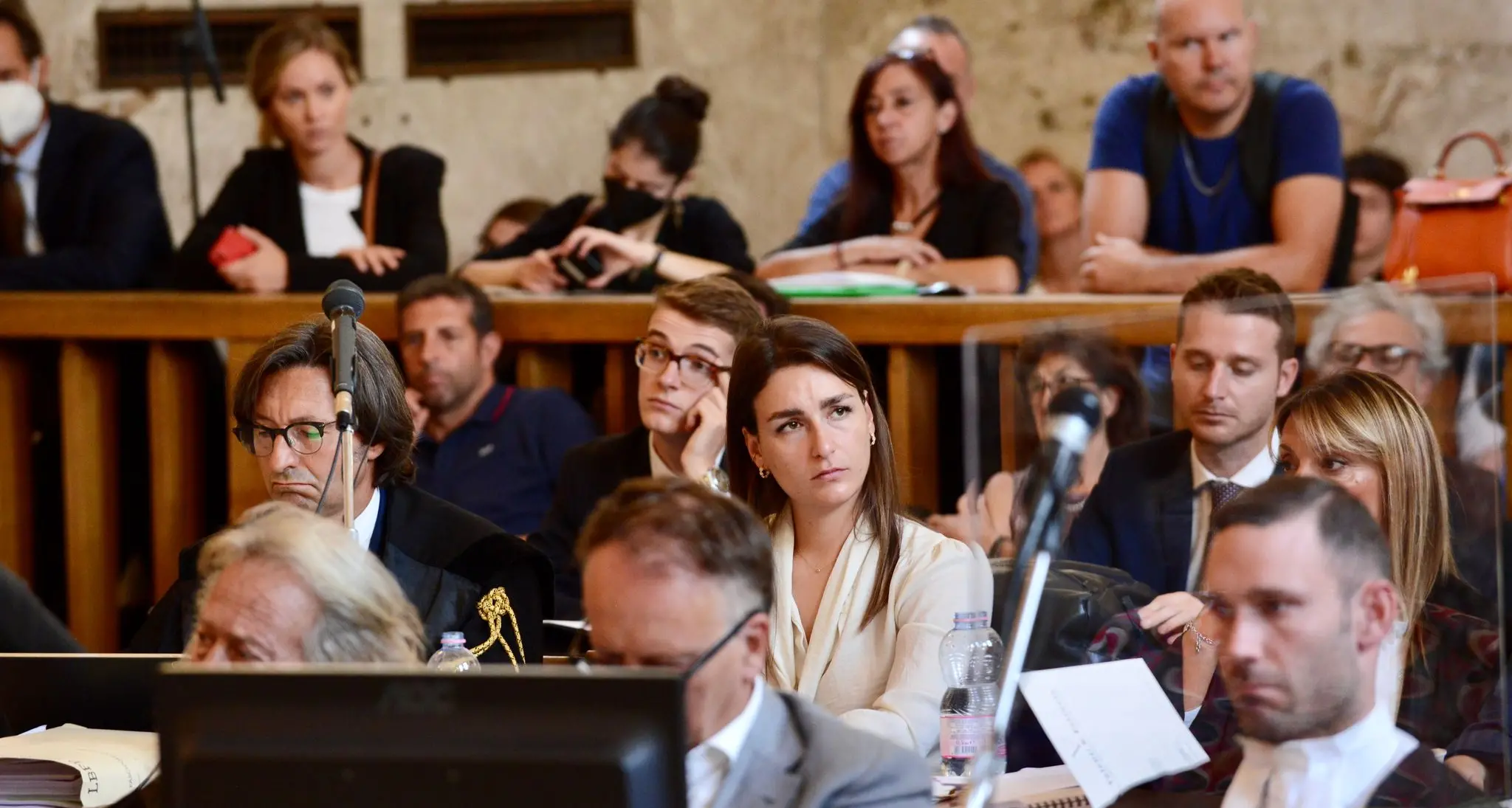 Benno in aula non risponde: «Osceno processo mediatico». La sorella: «Così ha ucciso un'altra volta i miei genitori»