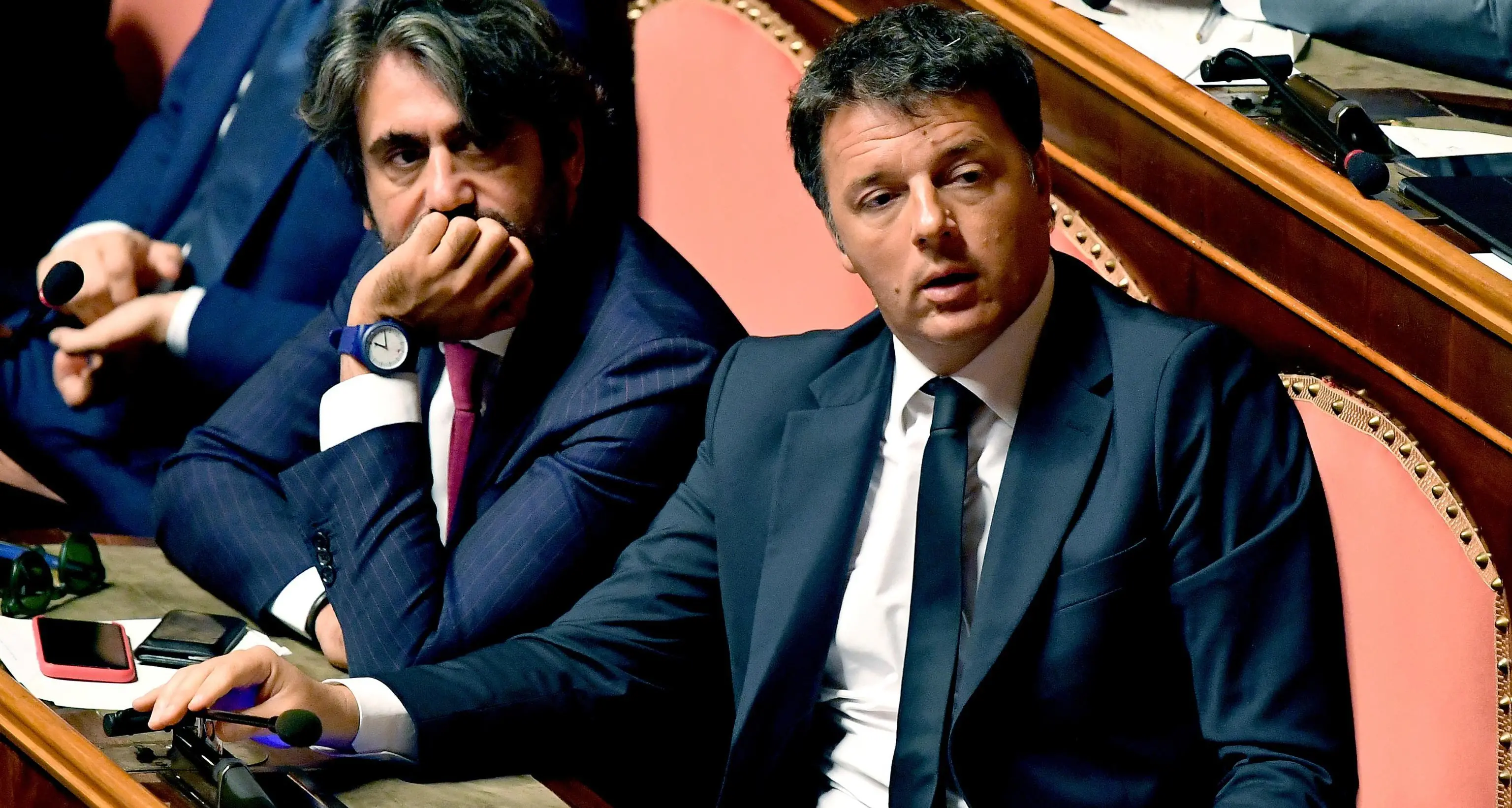 Open: pm, 'a Consulta conflitto poteri su chat Renzi'