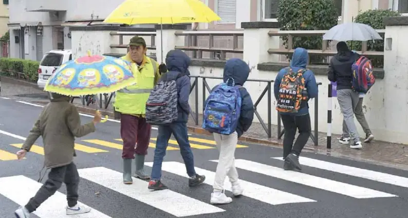 Nonni vigili, sentinelle di legalità e presidio contro i molestatori