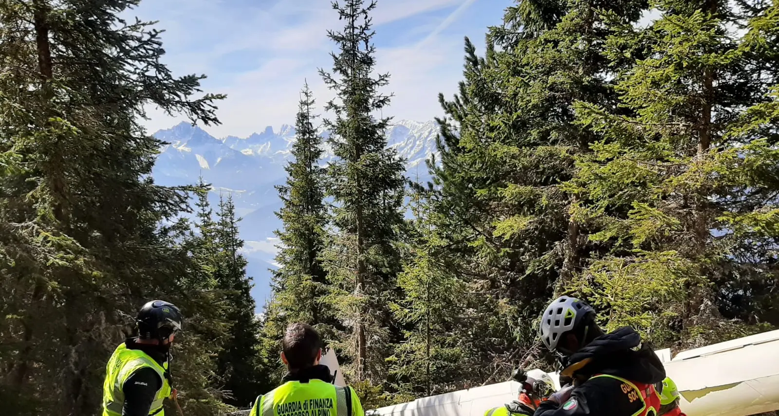 Due vittime nell’aliante precipitato in val Pusteria: localizzato grazie a un cellulare