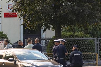 Nuovo attacco con coltello in una scuola in Polonia, uccisa una donna