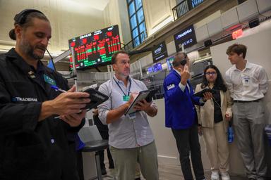 Wall Street apre in calo, Dj -0,67%, Nasdaq -1,35%