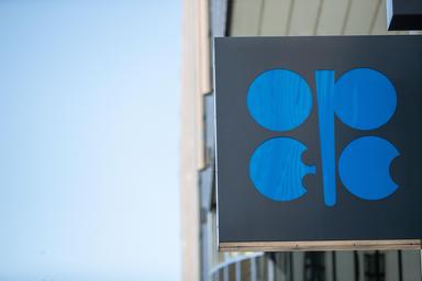 L'Opec+ lascia invariati i livelli di produzione di petrolio