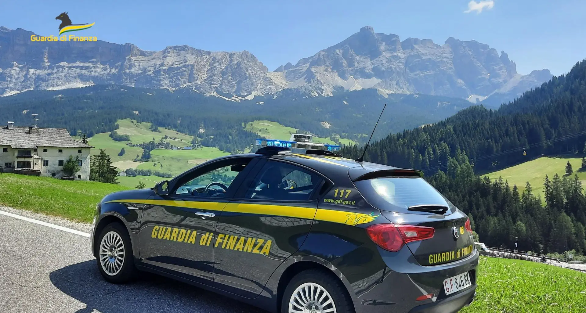 Bressanone, era sfuggito ai creditori: la Finanza lo arresta mentre rinnova la carta d’identità