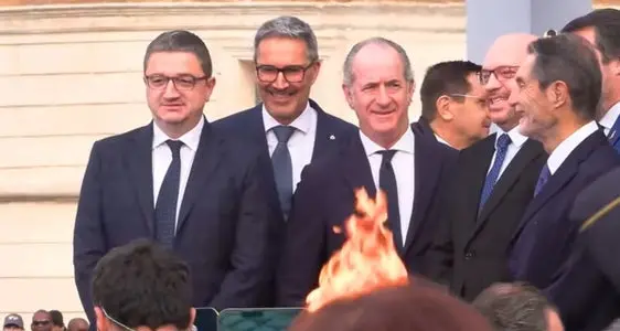 Kompatscher al Quirinale per l’accensione del braciere: il 27 gennaio sarà in Alto Adige