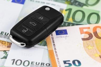 Ivass, prezzo medio Rc Auto a 422 euro +1,6%, in calo sul trimestre