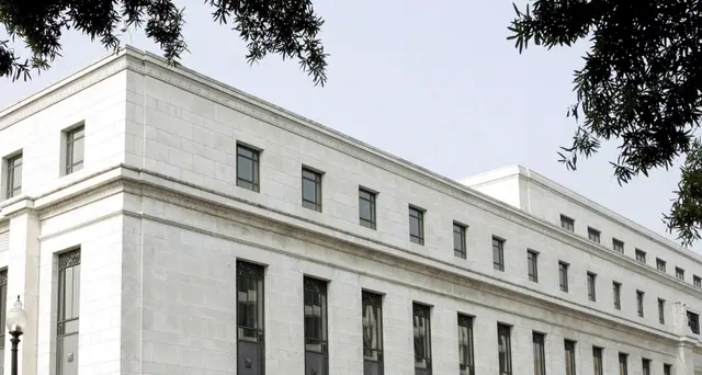 Fed: George, inflazione alta, avanti con rialzi tassi