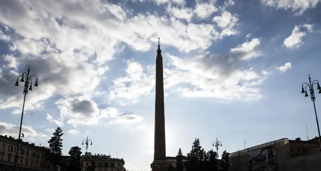 Pasqua: piangono le città d'arte, Roma-Milano più colpite