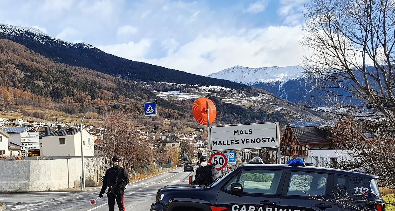 Ruba soldi in una baita a Watles e fugge: arrestato dai carabinieri
