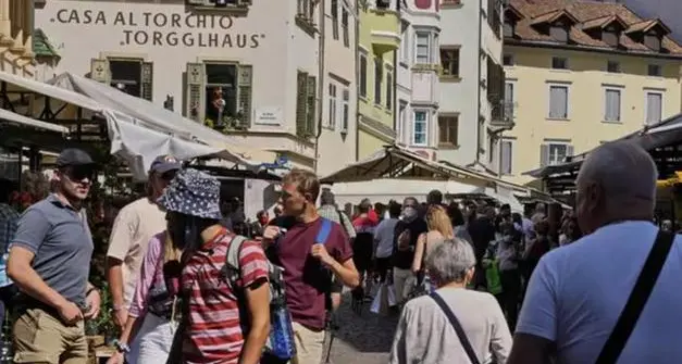 Alto Adige, cresce l’economia ma pesano le incertezze internazionali e il divario di genere