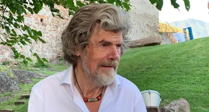 Reinhold Messner, 35 anni il record: primo uomo sui 14 ottomila