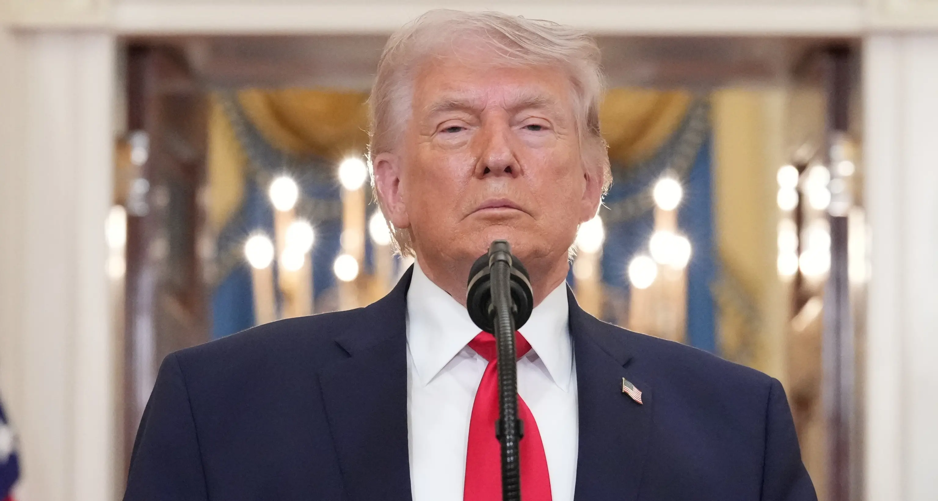 Trump: 'Colpiremo duramente l'Iran, lo riporteremo all'età della pietra'