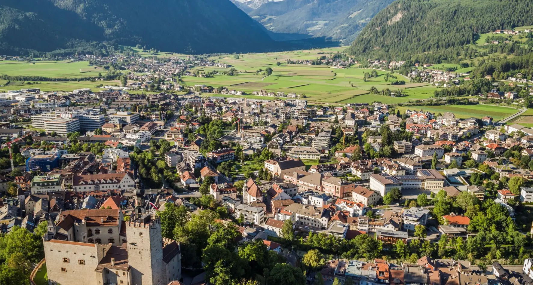 Le associazioni economiche della Val Pusteria: “Non condannate il turismo”