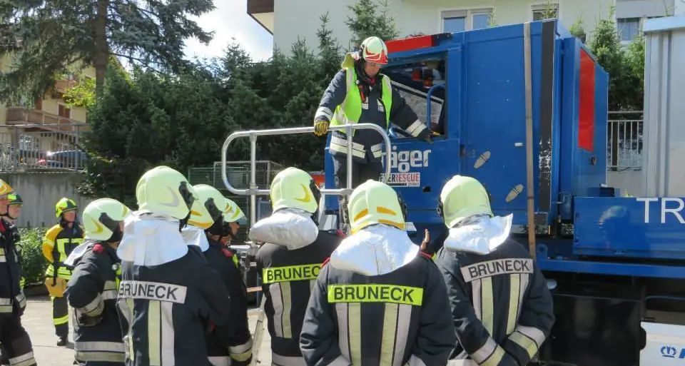 Covid, salta il raduno internazionale dei vigili del fuoco del 2022 a Brunico