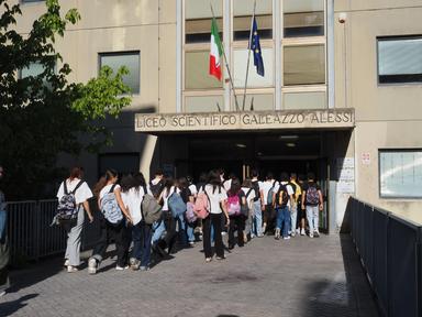 Foti, ad horas sarà pubblicato il decreto sul tetto agli stranieri in classe