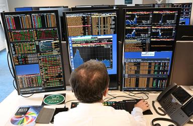Lo spread tra Btp e Bund chiude in rialzo a 83 punti base