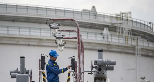 Petrolio: prezzi in calo, Wti a 88,8 dollari