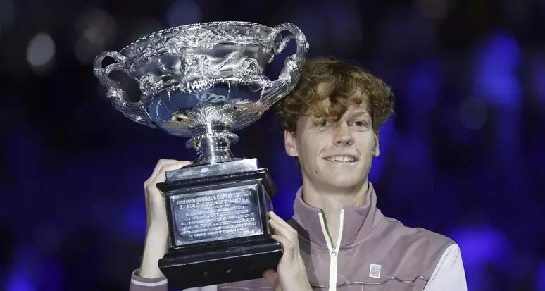 Primo allenamento per Sinner a Melbourne con il sedicenne Hewitt jr