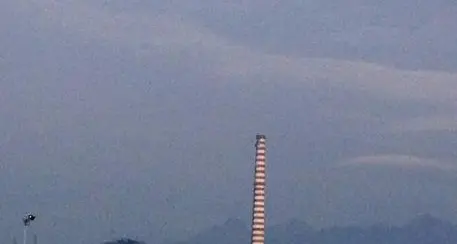 Italia, torna il carbone se la Russia taglia il gas. Aiuti e armi all’Ucraina
