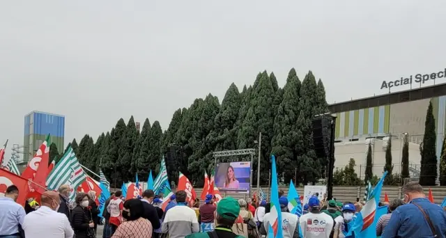 1 maggio:tornano in piazza a Terni le bandiere dei sindacati