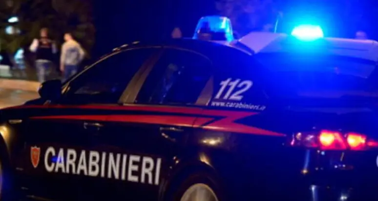 Violenza a Bolzano: equipaggio della Croce Bianca aggredito durante un intervento