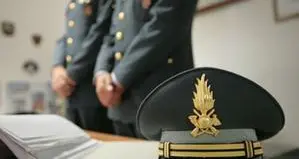 Ferragosto, blitz della Finanza in Alto Adige: sequestrati 6mila souvenir con marchio Unesco contraffatto