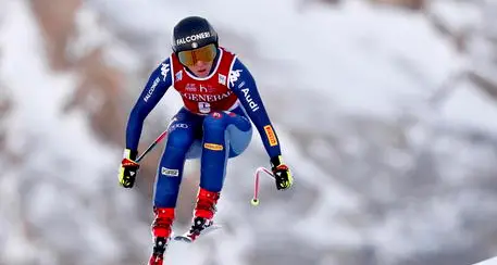 Cortina: spavento per Sofia Goggia che cade in super G