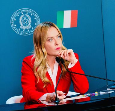 'Io sono Giorgia Meloni', premier registra la sua voce all'ufficio marchi contro i fake
