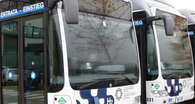 Verdi, appello alla giunta provinciale: «I bus a idrogeno richiedono più energia e sono più costosi»