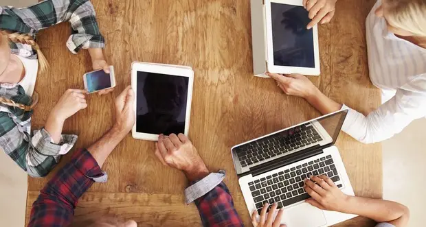 Alfabetizzazione digitale per i minori: quasi 2 milioni per la “media education”dagli 8 ai 18 anni